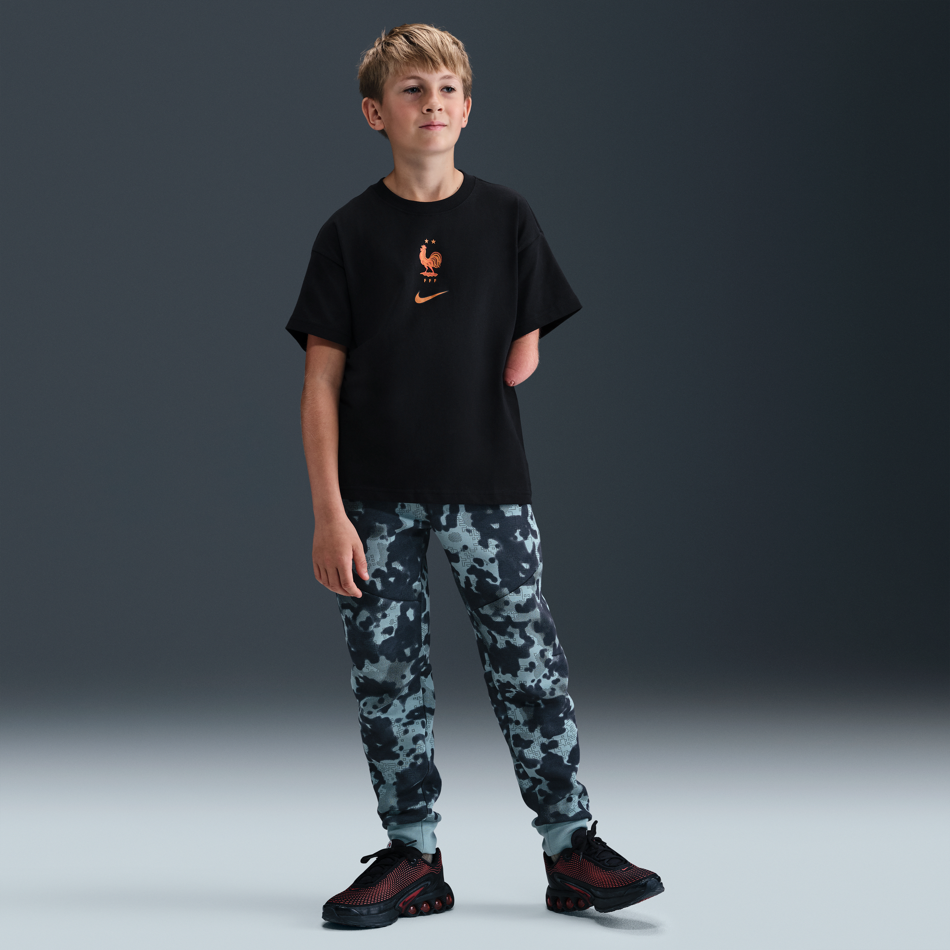 Nike FFF Premium Goalkeeper Big Kids' Nike Soccer T-Shirt | The Summit
